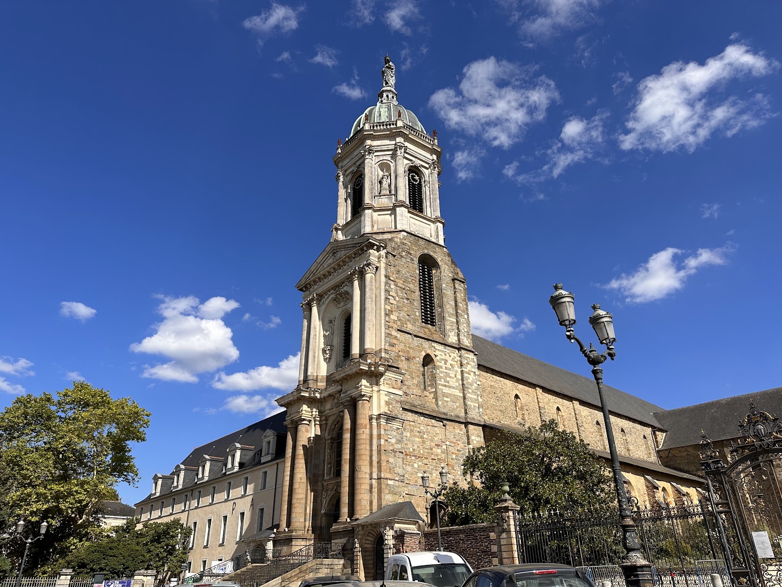 Église Notre-Dame en Saint-Melaine