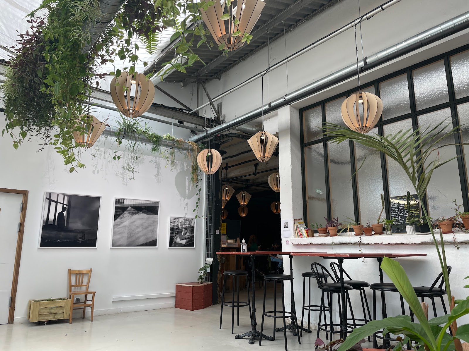 Passages, Table et Snack aux Ateliers du vent